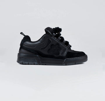 Veuve Noire Sneakers