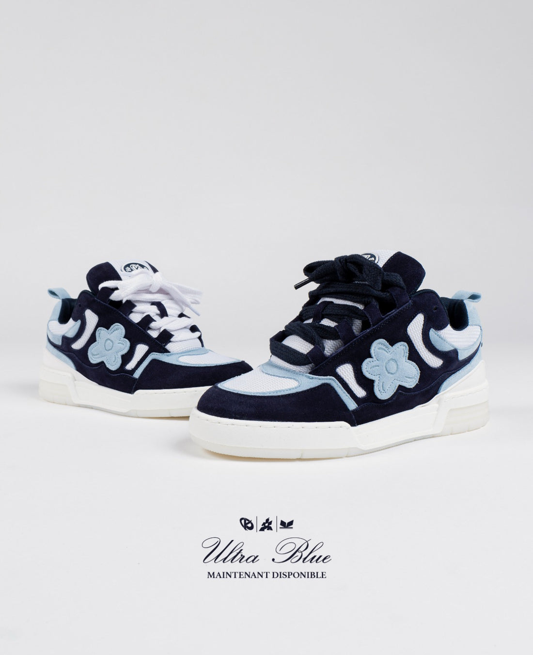 FLOWERS BLUE